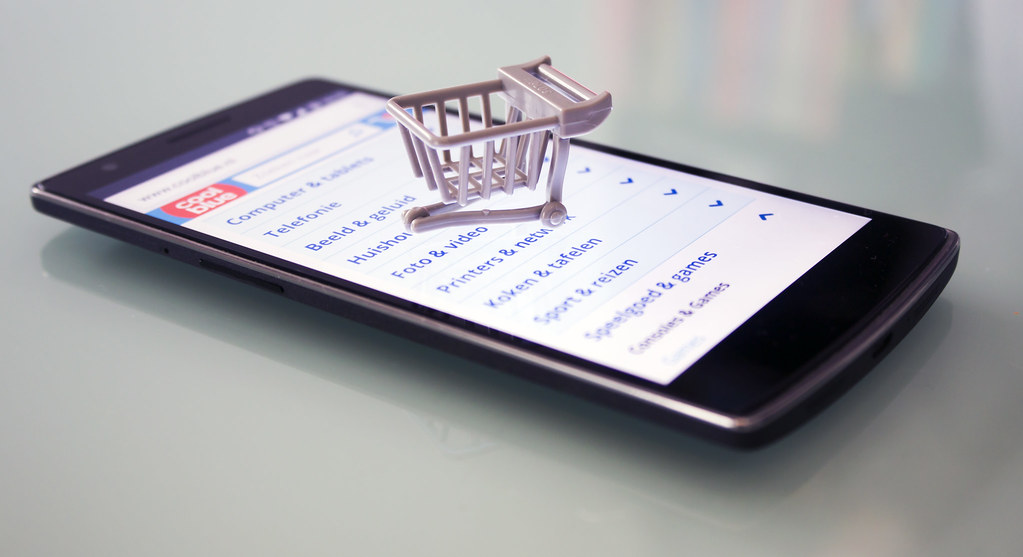The Pros and Cons of Online Grocery Shopping