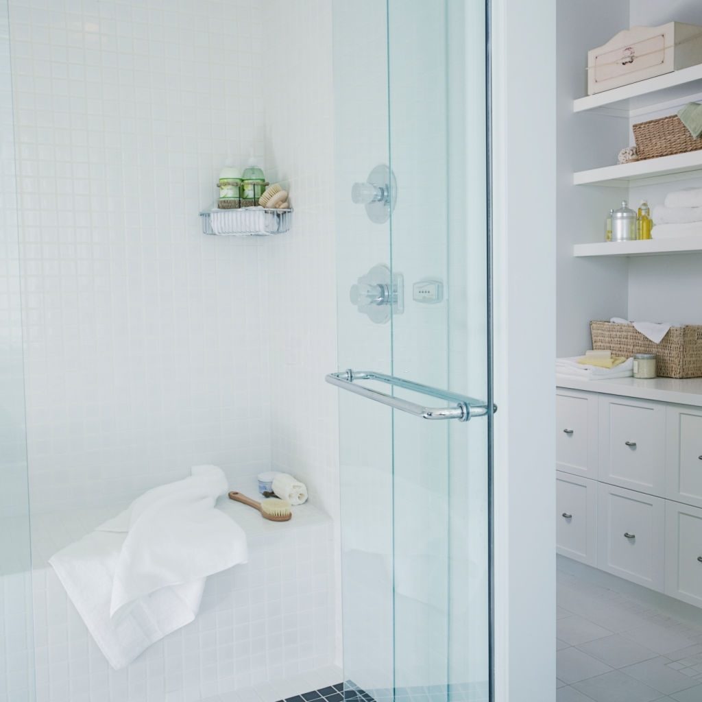 How To Clean Shower Doors With Ammonia