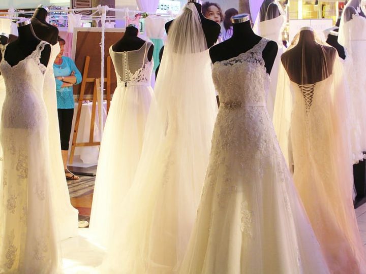 How to choose a wedding dress?