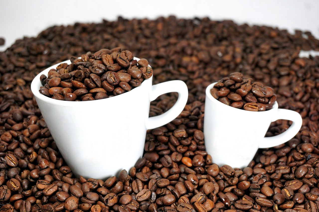coffee-3273545_1280 - Latest Fashion & Lifestyle Trends 10 Health Benefits of caffeine free lifestyle