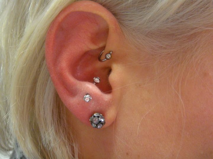 Raise Your Fashion Game With Stylish Anti-Tragus Piercing