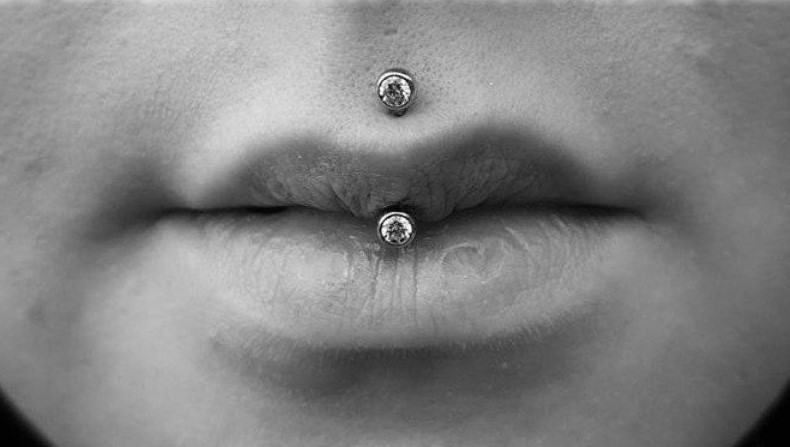 jestrum piercing