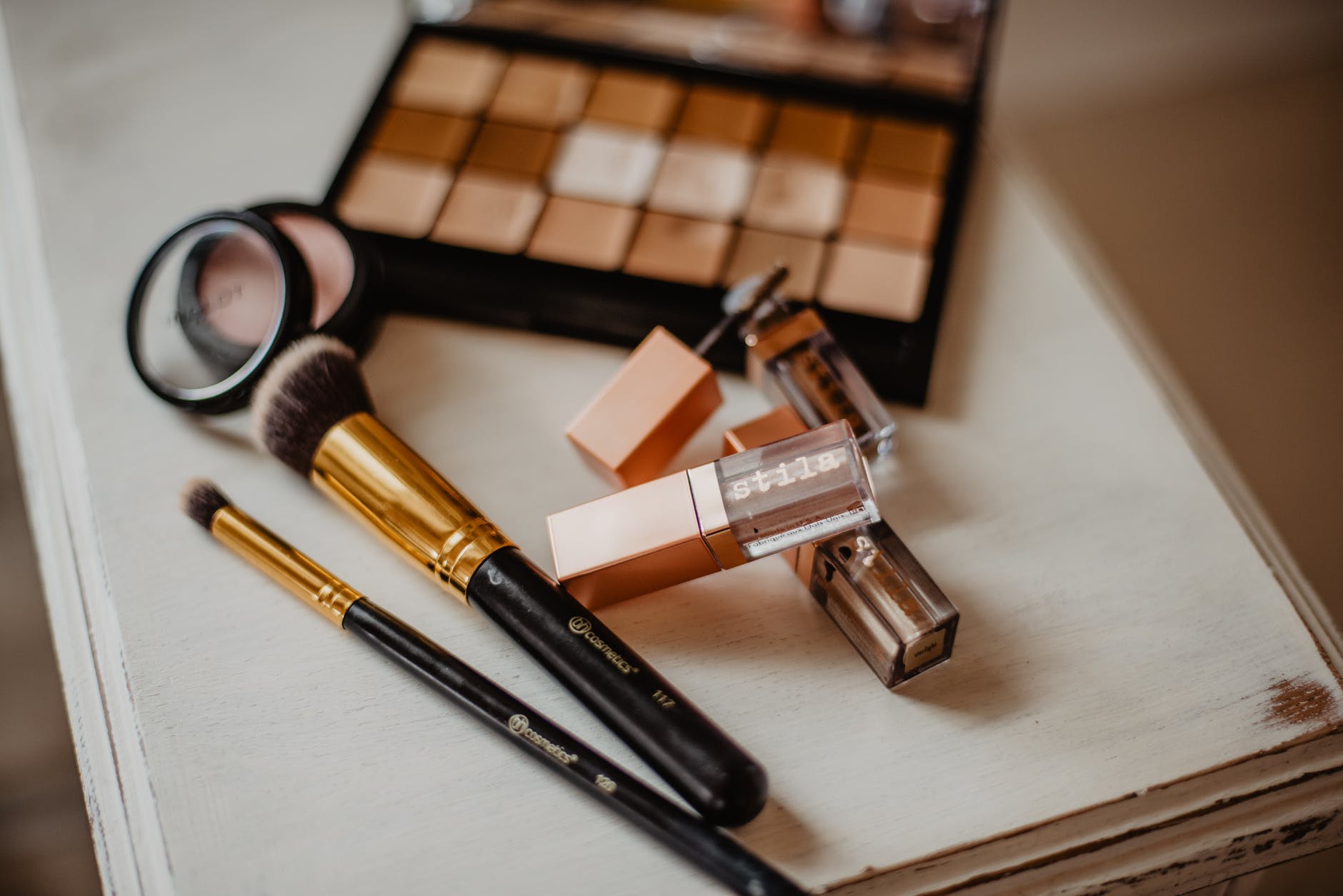 pexels-photo-2253832 - Latest Fashion & Lifestyle Trends types of makeup