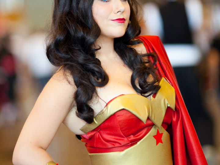 Wonder Woman Cosplay: Similarly Intimidating Cosplay Ideas For Women