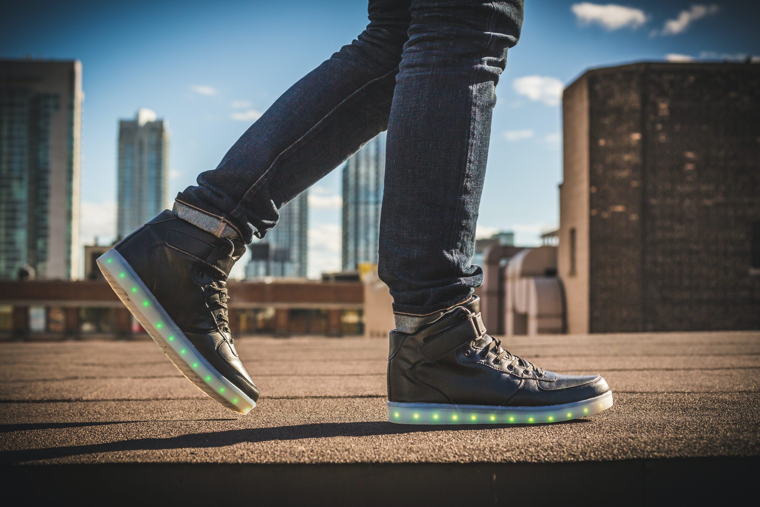 pexels-burst-373924 - Latest Fashion & Lifestyle Trends best shoes for walking on concrete