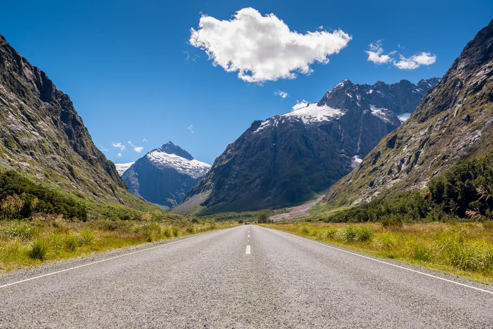 Milford-Road-in-New-Zealand - Latest Fashion & Lifestyle Trends