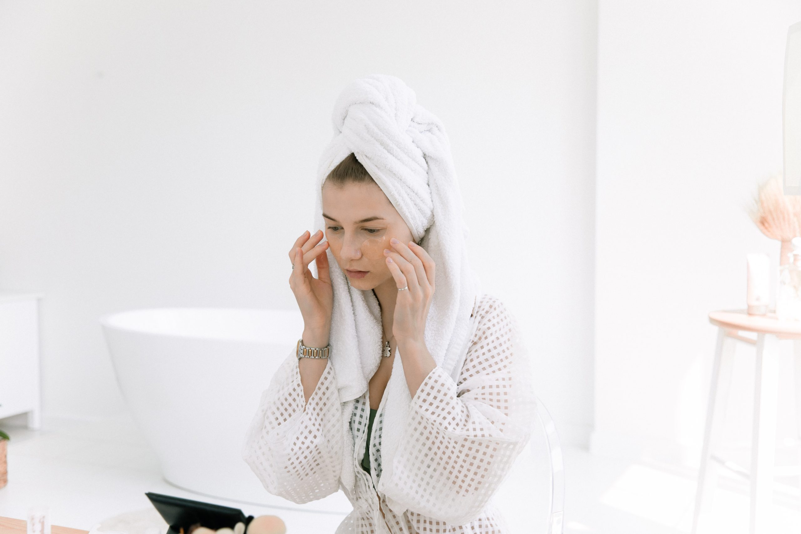 pexels-ekaterina-bolovtsova-4672662 - Latest Fashion & Lifestyle Trends How to cancel curology