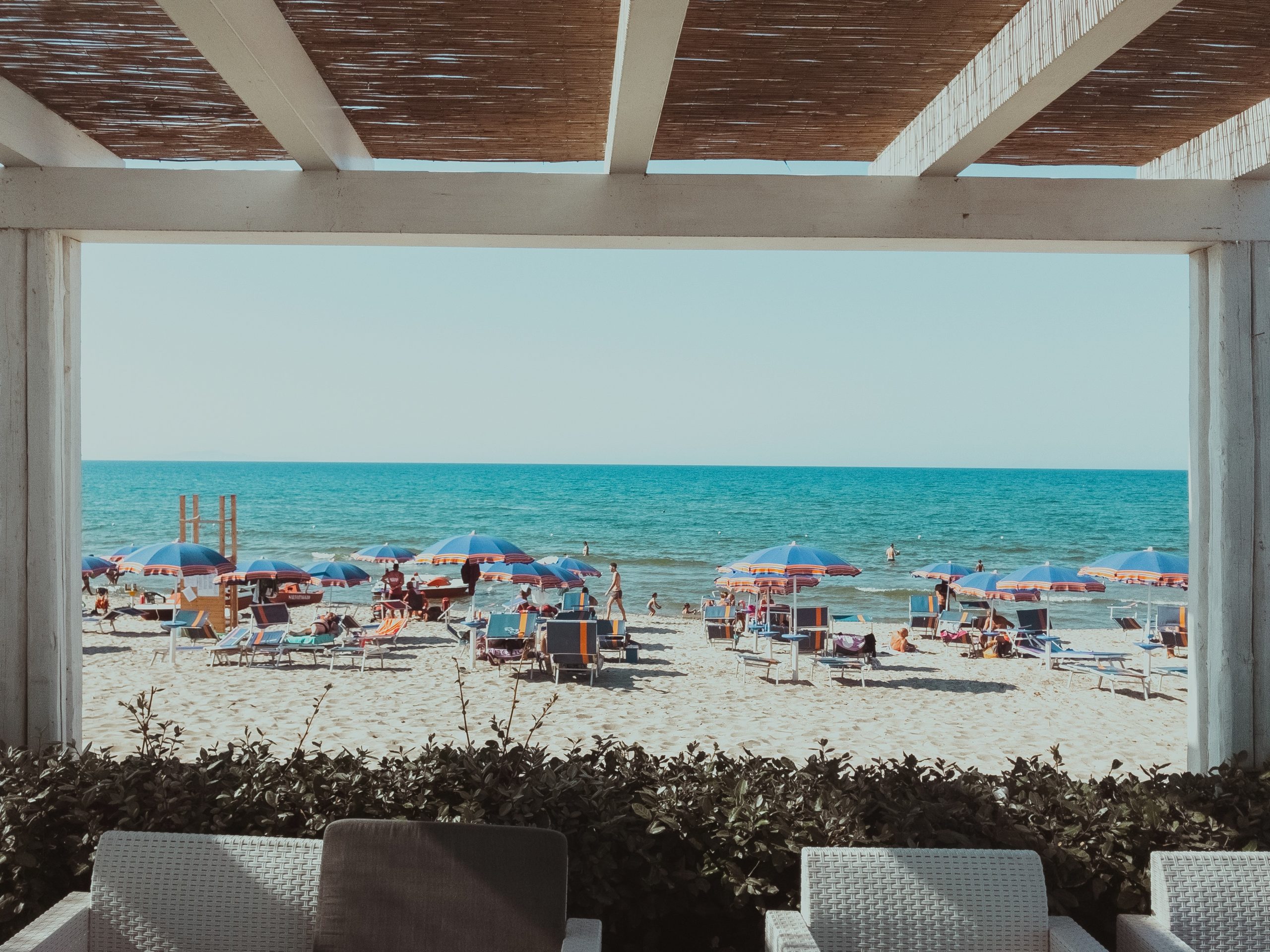 folly beach restaurants