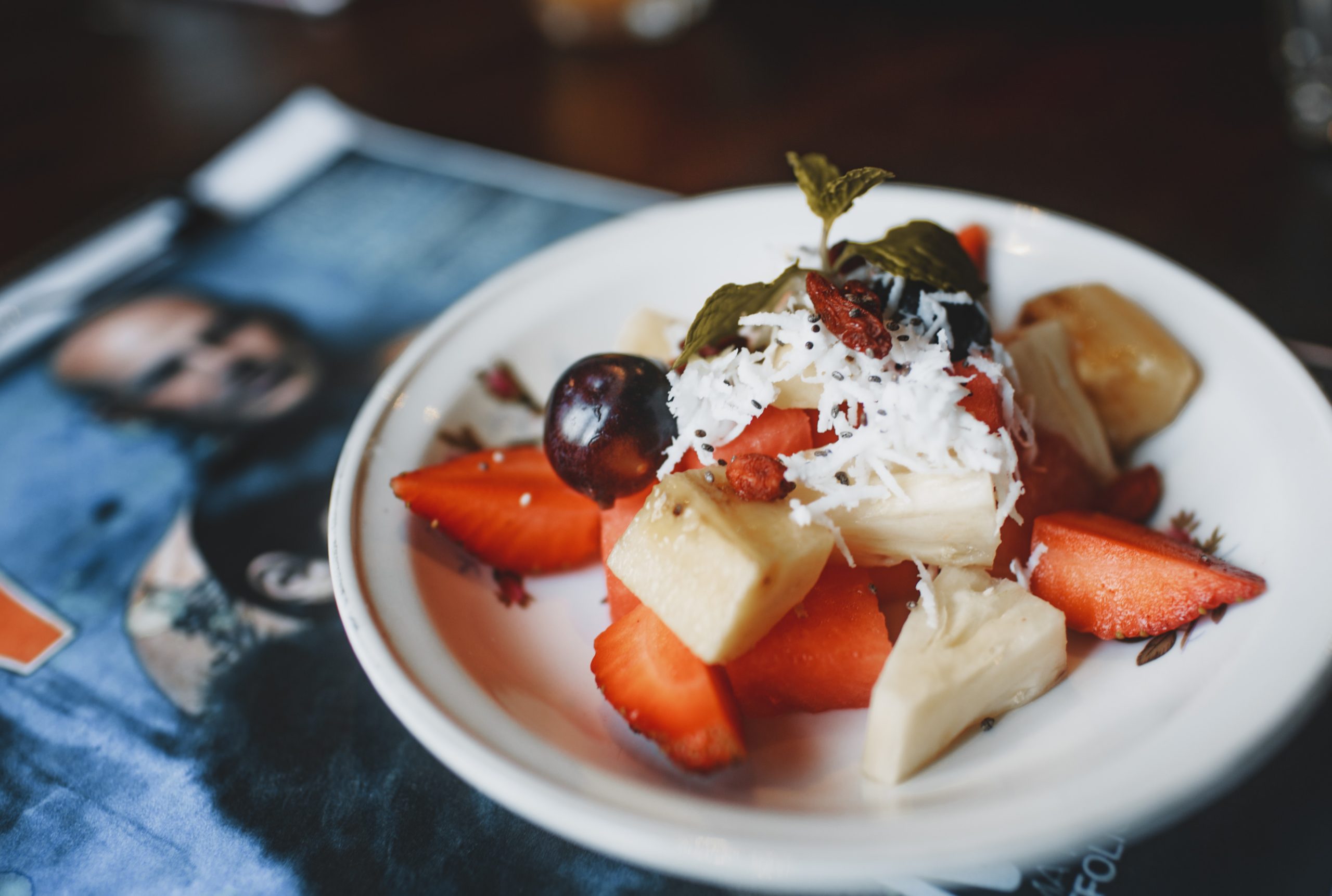 pexels-roman-odintsov-4552985 - Latest Fashion & Lifestyle Trends Optavia dining out guide